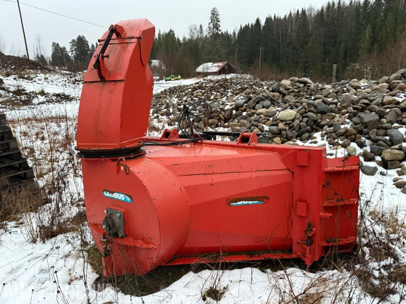 2003 Globus GSF2300-1 snøfreser - Machine agricole: photos 1 2003 Globus GSF2300-1 snøfreser - Machine agricole: photos 1