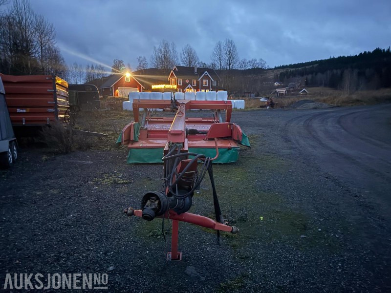 2008 Taarup Slepeslåmaskin 320cm bredde - Machine agricole: photos 2 2008 Taarup Slepeslåmaskin 320cm bredde - Machine agricole: photos 2