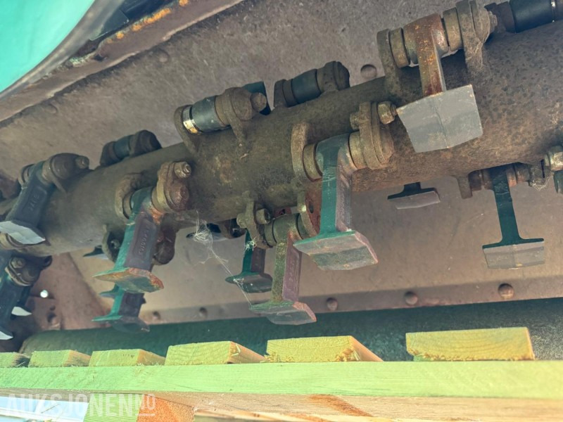 Machine agricole 2018 KUHN J6402 KANTKLIPPER: photos 12 Machine agricole 2018 KUHN J6402 KANTKLIPPER: photos 12