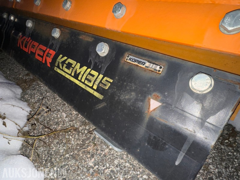 2018 Schmidt MS 27 C snøplog /brøyteskjær - Hydraylisk sving - Bredde 2700 mm - Trepunkts feste - Slepesko - Parkeringsstativ - Machine agricole: photos 4 2018 Schmidt MS 27 C snøplog /brøyteskjær - Hydraylisk sving - Bredde 2700 mm - Trepunkts feste - Slepesko - Parkeringsstativ - Machine agricole: photos 4