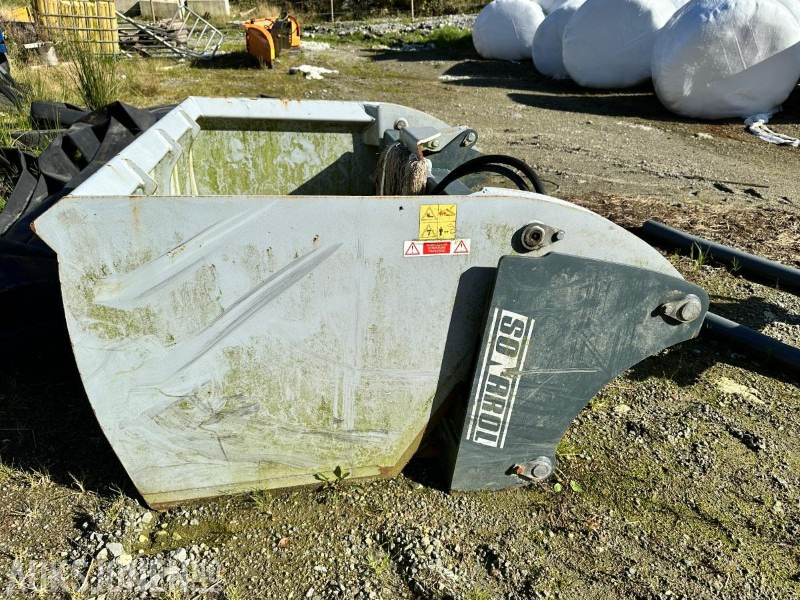 2018 Sonarol Wyciniak Combi (W SNR 1600/2) Silorundballeriver - Machine agricole: photos 4 2018 Sonarol Wyciniak Combi (W SNR 1600/2) Silorundballeriver - Machine agricole: photos 4