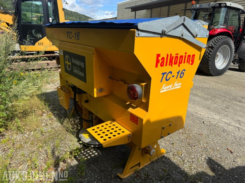 2020 Falköping TC-16 tallerkenspreder for traktor - Machine agricole: photos 2 2020 Falköping TC-16 tallerkenspreder for traktor - Machine agricole: photos 2