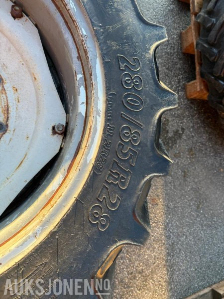 Alliance dekk til traktor - Machine agricole: photos 5 Alliance dekk til traktor - Machine agricole: photos 5