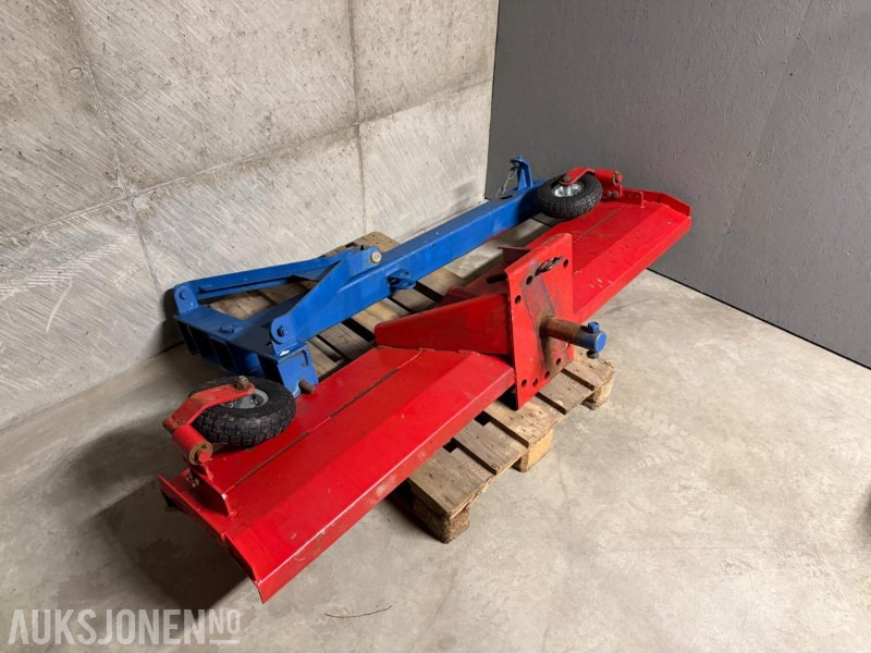 Planringsskjær 2m bredde til traktor - Machine agricole: photos 1 Planringsskjær 2m bredde til traktor - Machine agricole: photos 1
