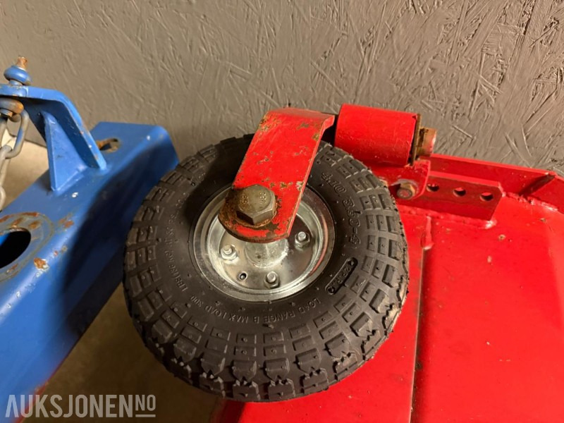 Planringsskjær 2m bredde til traktor - Machine agricole: photos 3 Planringsskjær 2m bredde til traktor - Machine agricole: photos 3