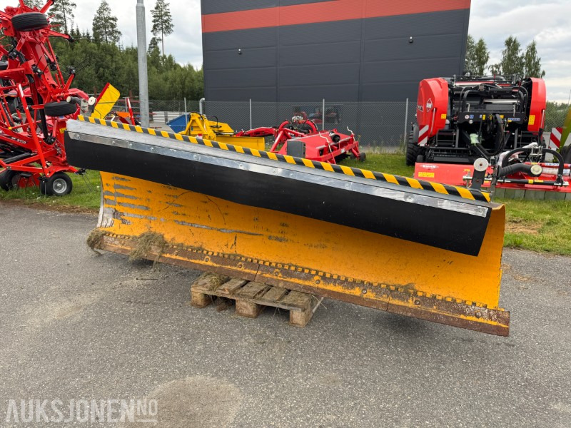 STARK DIAGONALPLOG MED 3-PUNKT FESTE - Machine agricole: photos 1 STARK DIAGONALPLOG MED 3-PUNKT FESTE - Machine agricole: photos 1