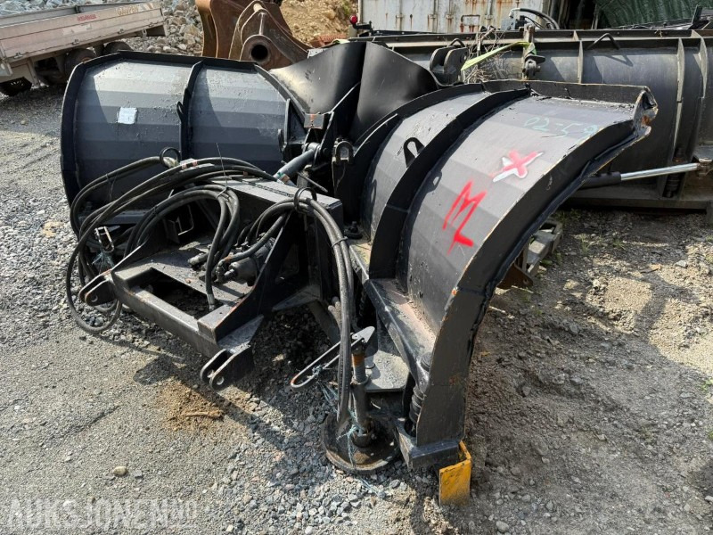 Tellefsdal V2700HS V-Plog - Machine agricole: photos 1 Tellefsdal V2700HS V-Plog - Machine agricole: photos 1