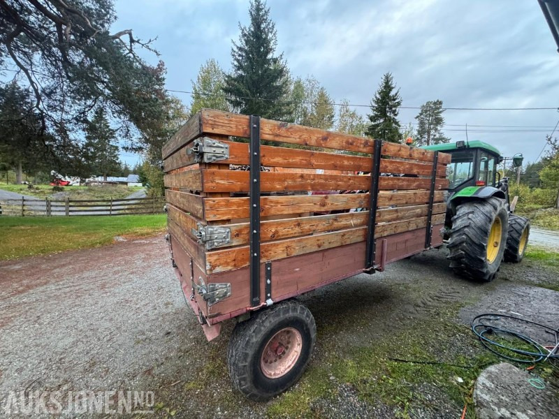 Uregistrert Moelven tilhenger til traktor med høye karmer - Machine agricole: photos 2 Uregistrert Moelven tilhenger til traktor med høye karmer - Machine agricole: photos 2