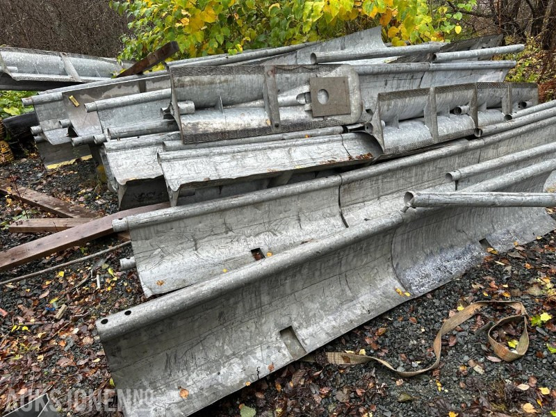 Miniguard rekkverk – ca. 58 meter - Matériel de chantier: photos 1 Miniguard rekkverk – ca. 58 meter - Matériel de chantier: photos 1