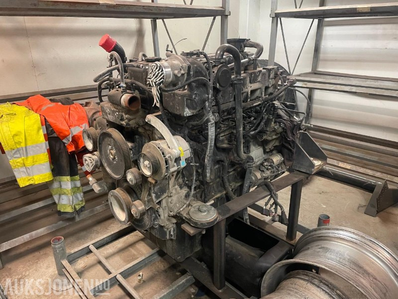 Motor til Doosan Lc350-7 - Pelle: photos 1 Motor til Doosan Lc350-7 - Pelle: photos 1