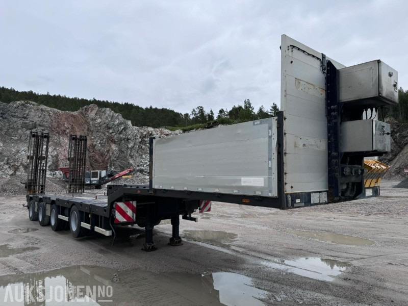 2019 Carnehl CSTV 40-60 - 4 akslet maskinsemi - Manuelt uttrekk - Hydraulisk bredding - Støttelabber bak - Fjernstyring - Remorque: photos 3 2019 Carnehl CSTV 40-60 - 4 akslet maskinsemi - Manuelt uttrekk - Hydraulisk bredding - Støttelabber bak - Fjernstyring - Remorque: photos 3