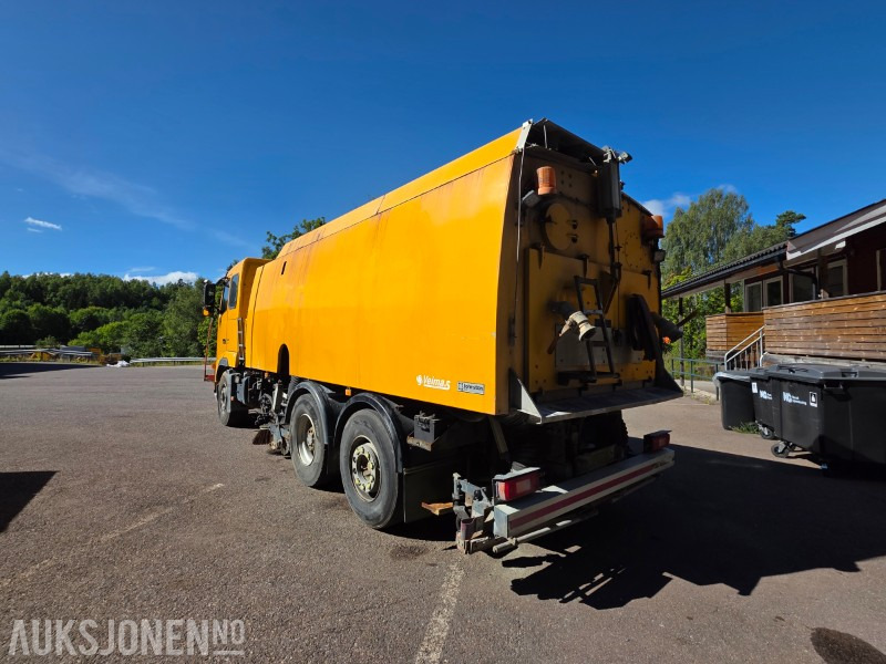 2007 Volvo FH440 Feiebil - Euro5T - 3 akslet - 265900km - Véhicule de voirie/ Spécial: photos 4 2007 Volvo FH440 Feiebil - Euro5T - 3 akslet - 265900km - Véhicule de voirie/ Spécial: photos 4