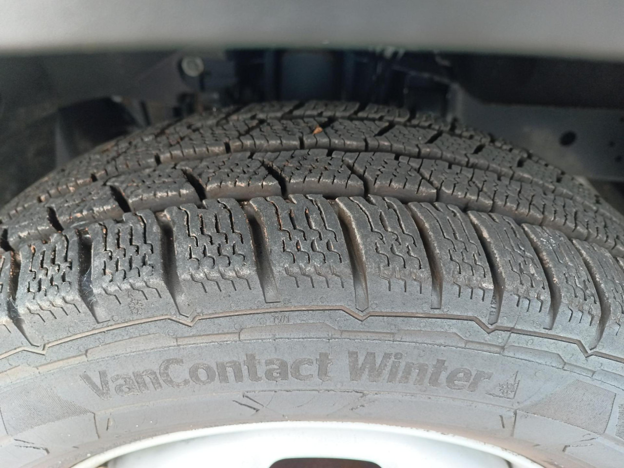 Fourgon utilitaire IVECO Daily 35C16A8V: photos 6