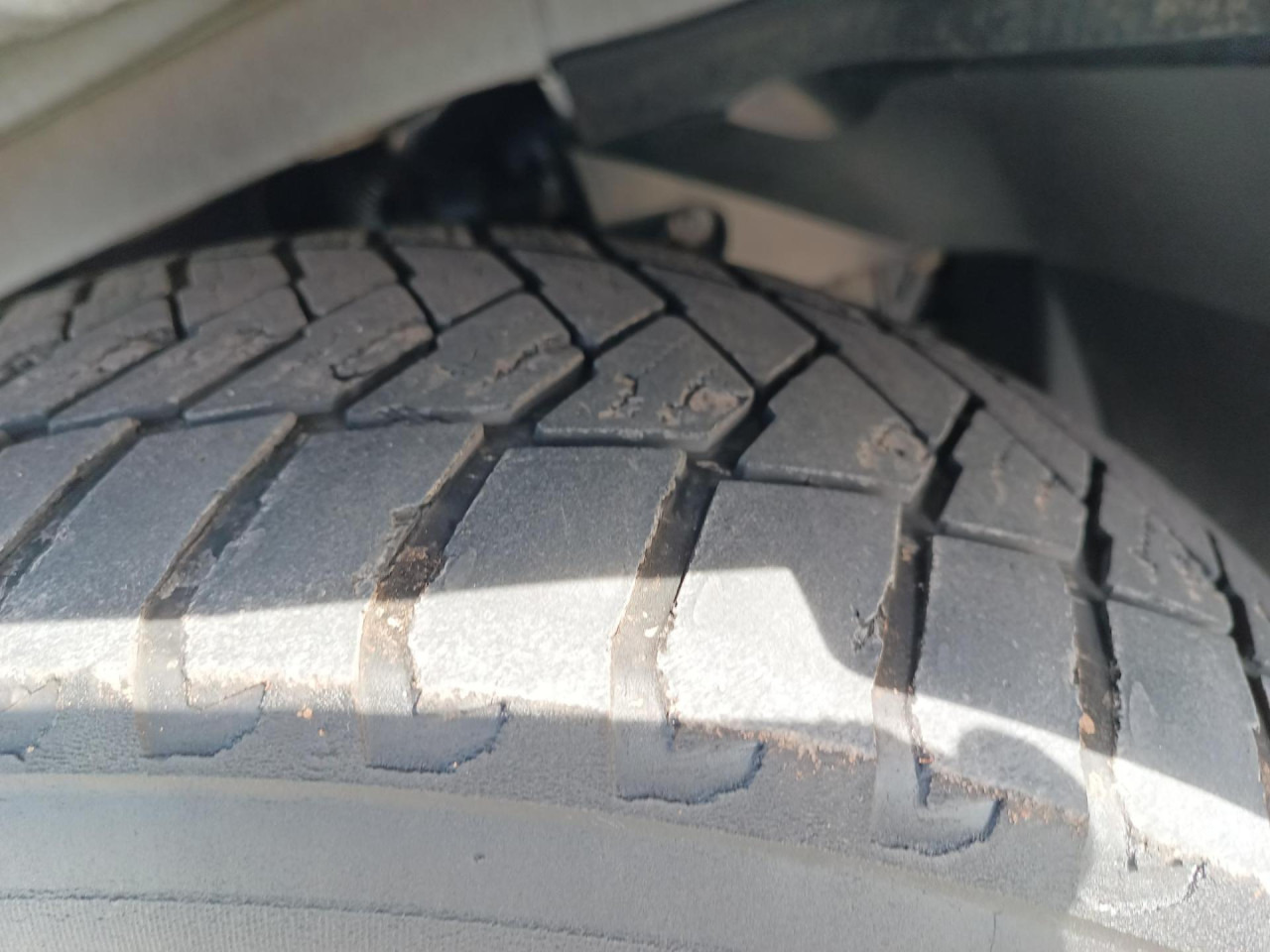 IVECO Daily 35S16V - Fourgon utilitaire: photos 4 IVECO Daily 35S16V - Fourgon utilitaire: photos 4