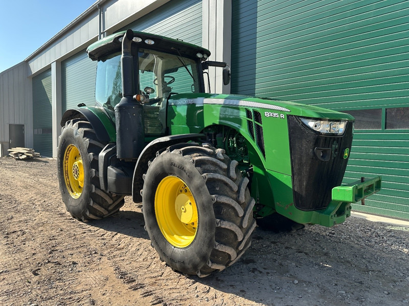 John Deere 8335 R POWERSHIFT - Tracteur agricole: photos 2 John Deere 8335 R POWERSHIFT - Tracteur agricole: photos 2