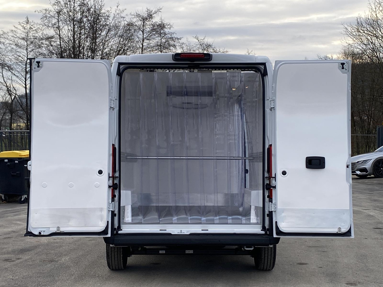 FIAT DUCATO L3H2 180PS BASE HEAVY / FRISCHDIENST + XARIOS 300 12-380V + Heizung - Utilitaire frigorifique: photos 4 FIAT DUCATO L3H2 180PS BASE HEAVY / FRISCHDIENST + XARIOS 300 12-380V + Heizung - Utilitaire frigorifique: photos 4