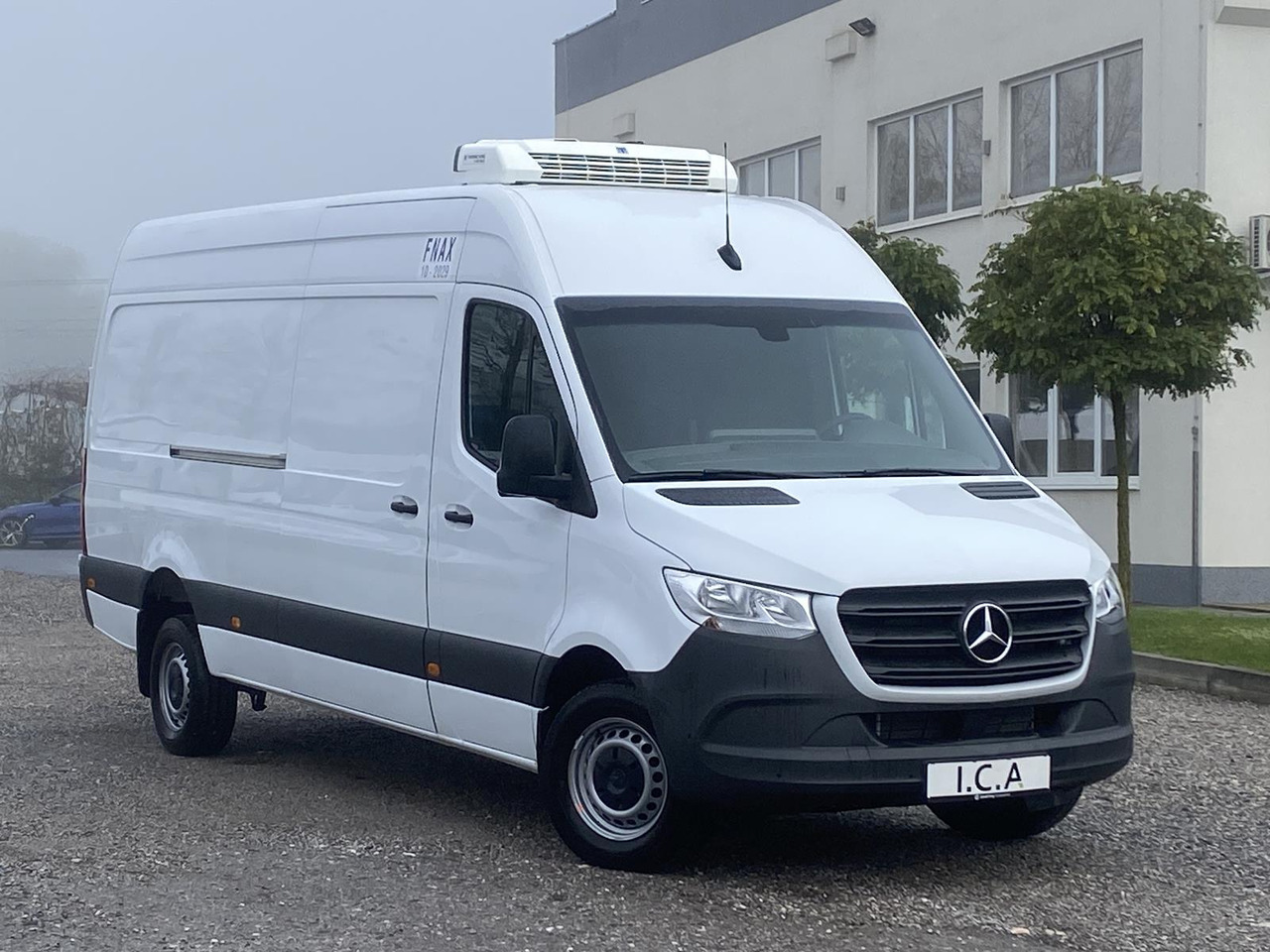 MERCEDES-BENZ SPRINTER 317 CDI L4H3 170PS AUTOMATIK FRISCHDIENST + KONVEKTA FK 3022 12-220V - Utilitaire frigorifique: photos 3 MERCEDES-BENZ SPRINTER 317 CDI L4H3 170PS AUTOMATIK FRISCHDIENST + KONVEKTA FK 3022 12-220V - Utilitaire frigorifique: photos 3