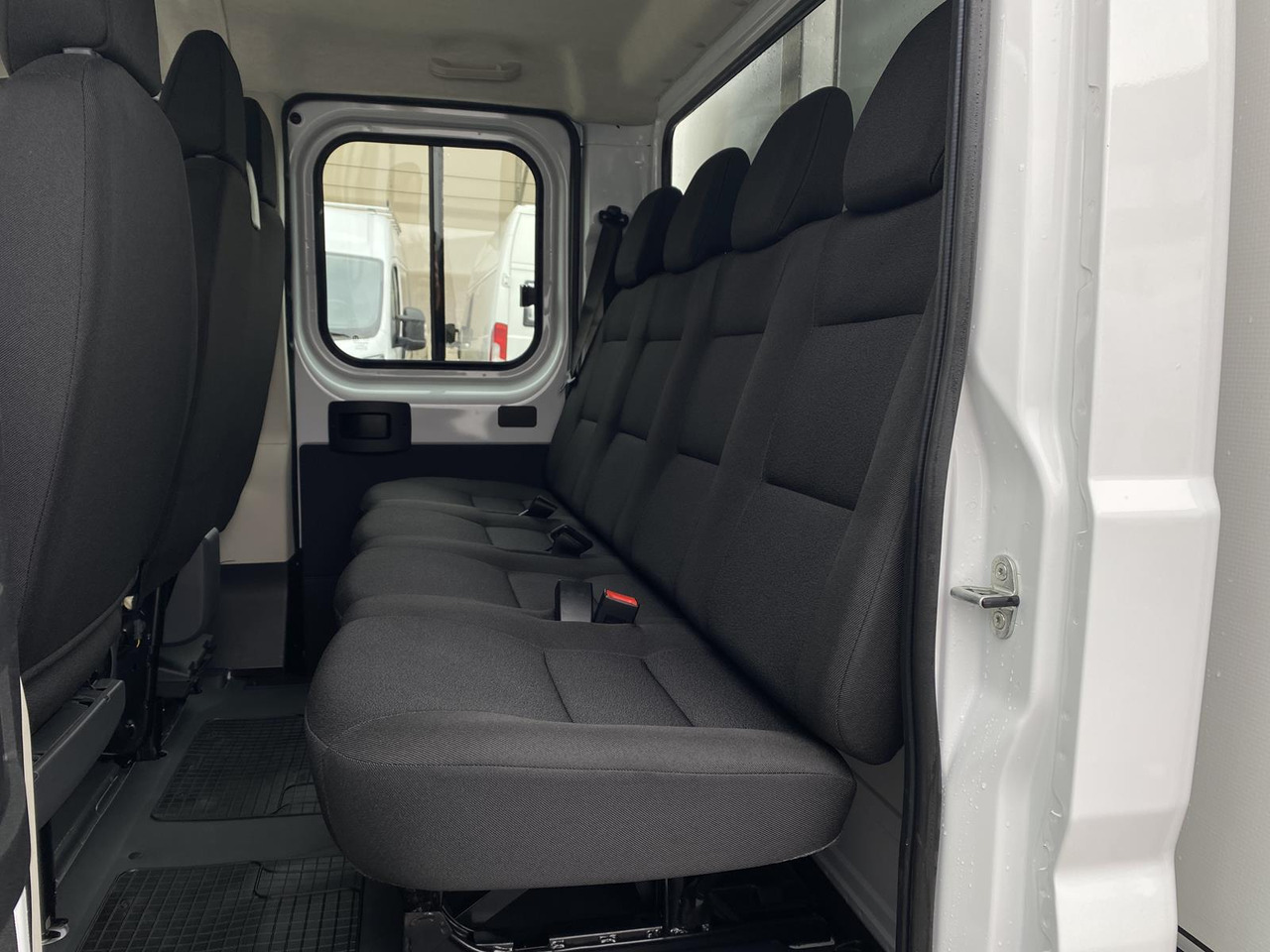 OPEL MOVANO 1+6 DOKA 140PS | KÜHLKOFFER + LADERAMPE - Utilitaire frigorifique: photos 5 OPEL MOVANO 1+6 DOKA 140PS | KÜHLKOFFER + LADERAMPE - Utilitaire frigorifique: photos 5