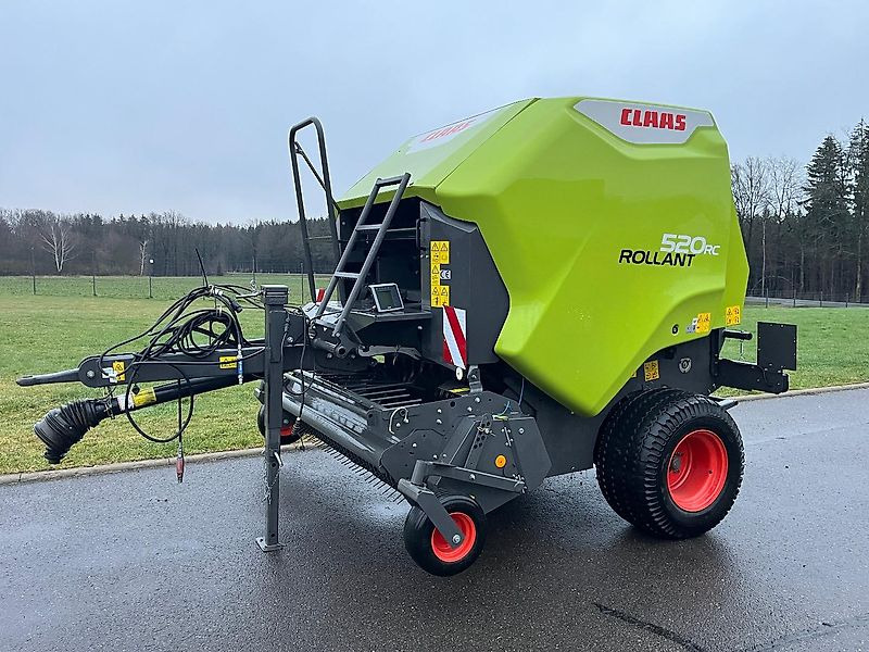 Claas ROLLANT 520 RC - Presse à balles rondes: photos 1 Claas ROLLANT 520 RC - Presse à balles rondes: photos 1
