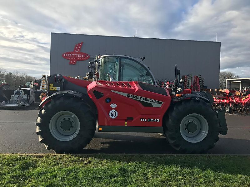 Massey Ferguson MF TH 8043 Exclusive - Chariot télescopique: photos 5 Massey Ferguson MF TH 8043 Exclusive - Chariot télescopique: photos 5