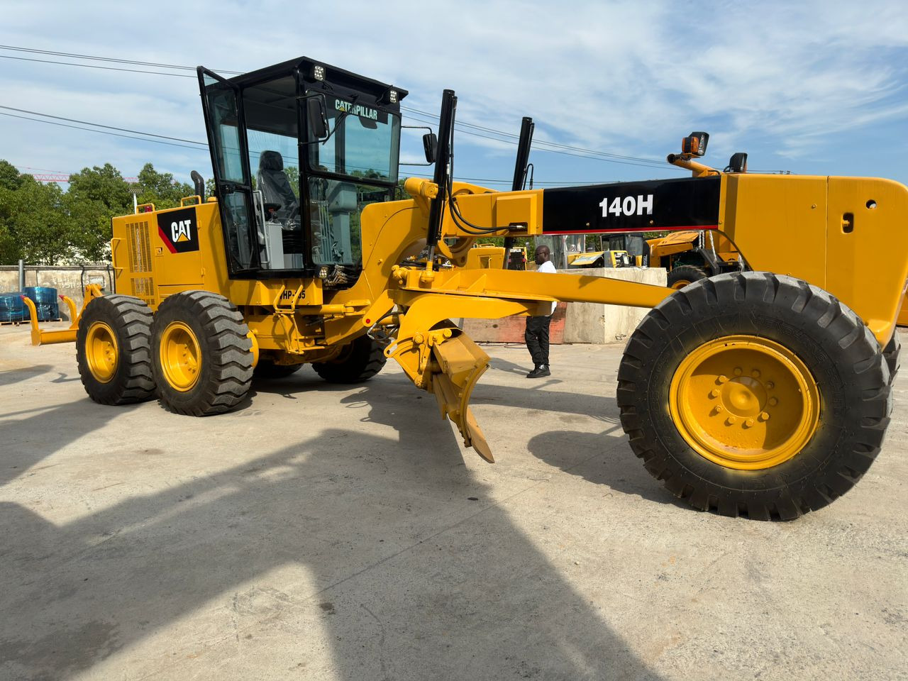 Caterpillar CAT 140H 140K Grader Secondhand High Quality Used Motor Grader for Sale - Niveleuse: photos 5 Caterpillar CAT 140H 140K Grader Secondhand High Quality Used Motor Grader for Sale - Niveleuse: photos 5