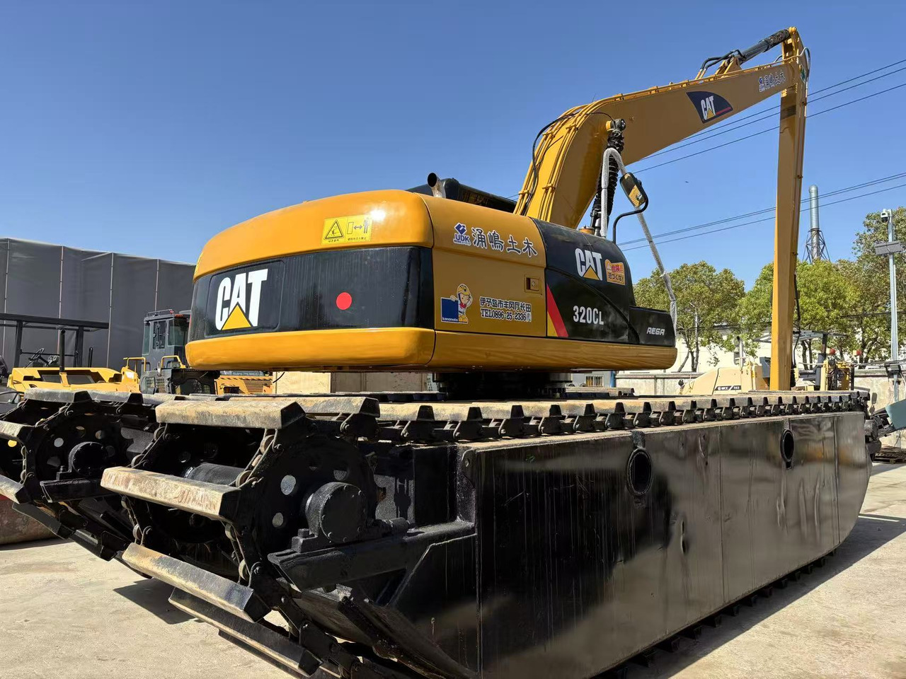 Caterpillar CAT 320C Floating Excavator with 15m long boom - Pelle: photos 2 Caterpillar CAT 320C Floating Excavator with 15m long boom - Pelle: photos 2