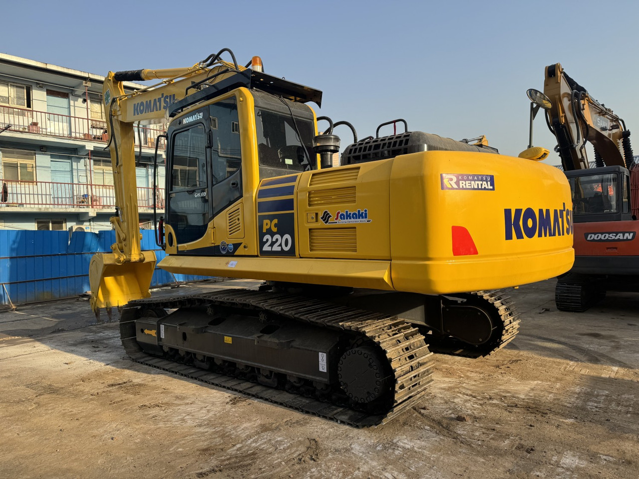 Komatsu PC220 PC220-8MO PC210 PC200 20 Ton Hydraulic Crawler Slightly Used Excavator - Pelle sur chenille: photos 1 Komatsu PC220 PC220-8MO PC210 PC200 20 Ton Hydraulic Crawler Slightly Used Excavator - Pelle sur chenille: photos 1