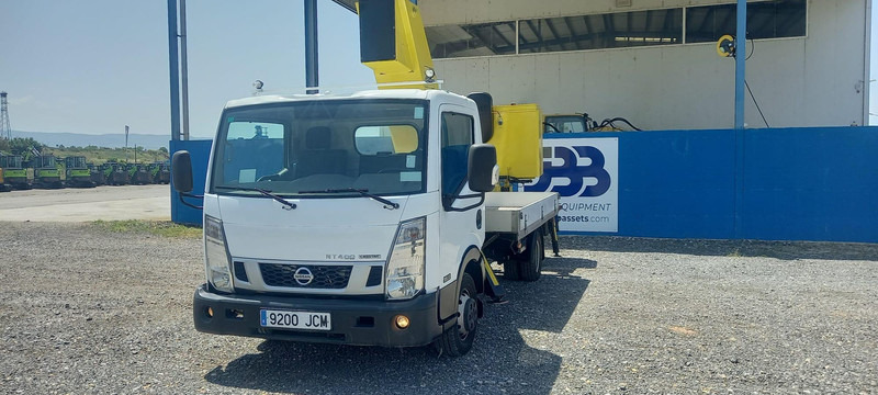 Nissan CABSTAR NT400 MOVEX TLR18 - Camion, Camion grue: photos 5 Nissan CABSTAR NT400 MOVEX TLR18 - Camion, Camion grue: photos 5