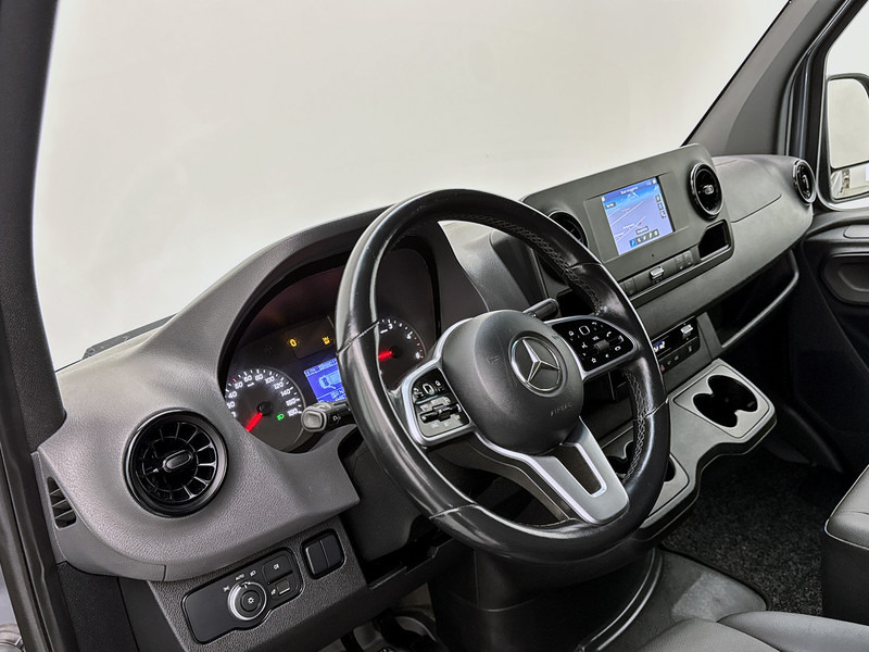 Mercedes-Benz Sprinter 519 3.0 CDI L3H2 V6 Led koplampen 360 camera systeem Trekhaak Navigatie Dubbel lucht - Fourgon utilitaire: photos 5 Mercedes-Benz Sprinter 519 3.0 CDI L3H2 V6 Led koplampen 360 camera systeem Trekhaak Navigatie Dubbel lucht - Fourgon utilitaire: photos 5