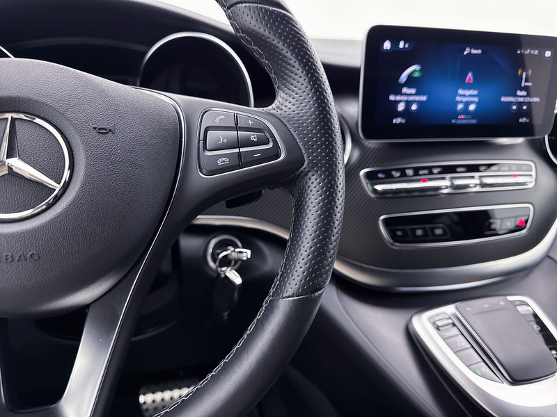 Fourgonnette, Utilitaire double cabine Mercedes-Benz V-Klasse 250d 4-MATIC Extra Lang BPM Vrij Direct Leverbaar LED AMG Styling: photos 19 Fourgonnette, Utilitaire double cabine Mercedes-Benz V-Klasse 250d 4-MATIC Extra Lang BPM Vrij Direct Leverbaar LED AMG Styling: photos 19