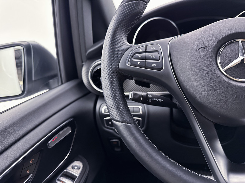Fourgonnette, Utilitaire double cabine Mercedes-Benz V-Klasse 250d 4-MATIC Extra Lang BPM Vrij Direct Leverbaar LED AMG Styling: photos 18 Fourgonnette, Utilitaire double cabine Mercedes-Benz V-Klasse 250d 4-MATIC Extra Lang BPM Vrij Direct Leverbaar LED AMG Styling: photos 18