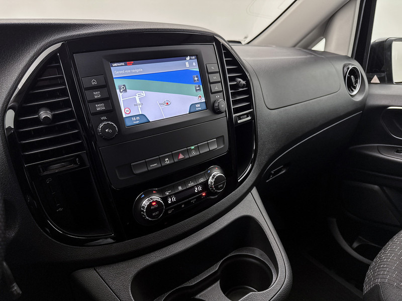 Fourgonnette, Utilitaire double cabine Mercedes-Benz Vito 119 CDI Lang DC 2x schuifdeur Dubbele cabine Navigatie Trekhaak Climate control Sidebars: photos 6