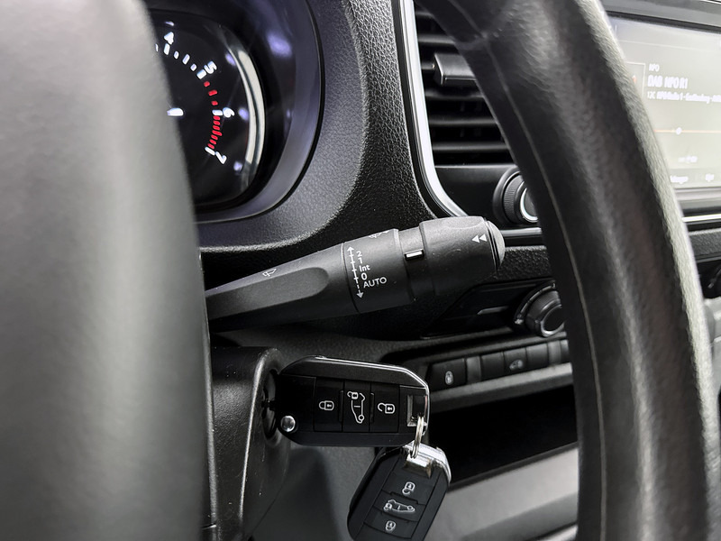 Fourgon utilitaire Opel Vivaro 2.0 CDTI L3H1 145pk Edition Trekhaak Navigatie Cruise Control Stuurbediening Parkeersensoren: photos 10