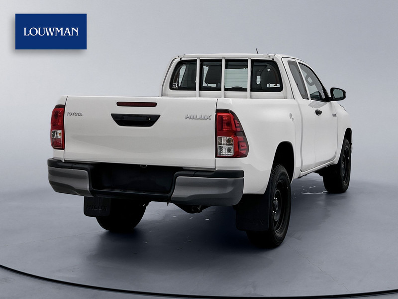 Toyota Hilux 2.4 D-4D Comfort 4x4 Xtra Cab NIEUW 3500KG Trekgewicht Cruise Control Airco - Pick-up: photos 2 Toyota Hilux 2.4 D-4D Comfort 4x4 Xtra Cab NIEUW 3500KG Trekgewicht Cruise Control Airco - Pick-up: photos 2