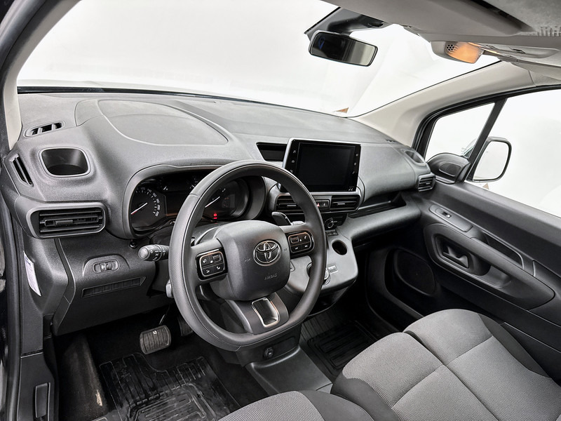Toyota PROACE CITY 1.5 D-4D Live 130pk automaat 2x schuifdeur Velgen Cruise control - Fourgonnette: photos 5 Toyota PROACE CITY 1.5 D-4D Live 130pk automaat 2x schuifdeur Velgen Cruise control - Fourgonnette: photos 5