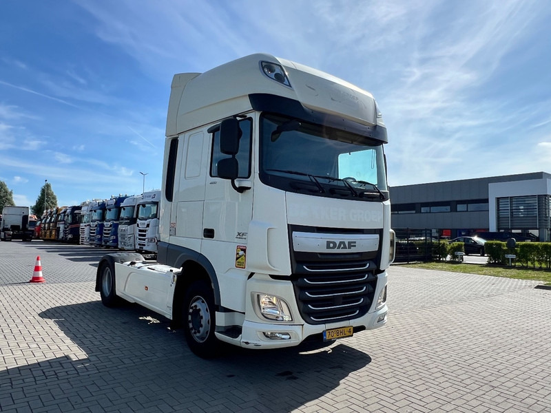 DAF XF 460 4x2 Trekker SSC / 2x Tank / full spoiler - Tracteur routier: photos 3 DAF XF 460 4x2 Trekker SSC / 2x Tank / full spoiler - Tracteur routier: photos 3