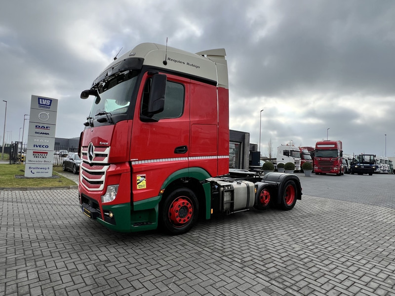 Mercedes-Benz Actros 2445 6x2 2x Tank - Tracteur routier: photos 1 Mercedes-Benz Actros 2445 6x2 2x Tank - Tracteur routier: photos 1