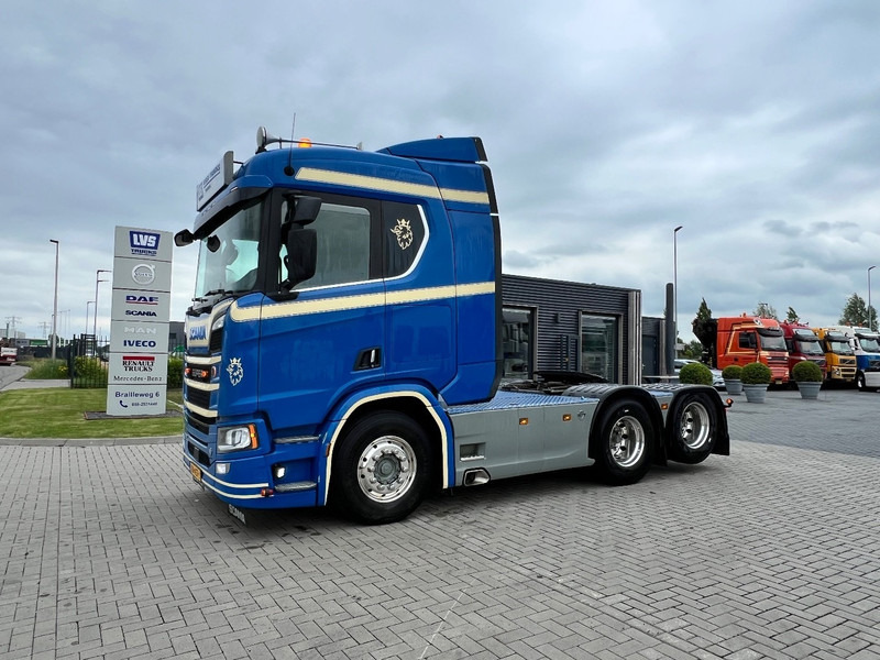 Scania R580 V8 6x2 trekker Retarder / Hydraulic / ADR / Full Air - Tracteur routier: photos 1 Scania R580 V8 6x2 trekker Retarder / Hydraulic / ADR / Full Air - Tracteur routier: photos 1