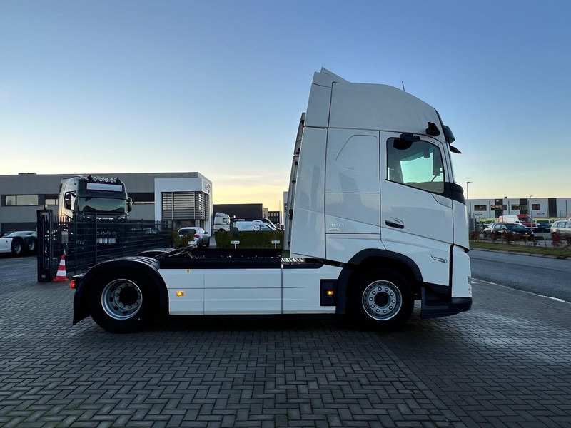 Volvo FH 460 4x2 trekker Aero / Globetrotter XL / Standclima - Tracteur routier: photos 4 Volvo FH 460 4x2 trekker Aero / Globetrotter XL / Standclima - Tracteur routier: photos 4