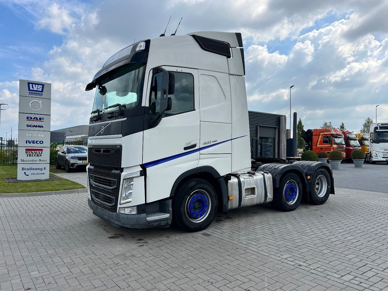 Volvo FH460 6x2 trekker Chassis : LA / Pusher / lift - Tracteur routier: photos 1 Volvo FH460 6x2 trekker Chassis : LA / Pusher / lift - Tracteur routier: photos 1