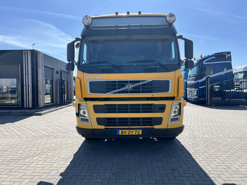 Volvo FM480 6X2 containersysteem Globetrotter / NCH systeem / 10 Tyres - Camion - système de câble: photos 2 Volvo FM480 6X2 containersysteem Globetrotter / NCH systeem / 10 Tyres - Camion - système de câble: photos 2