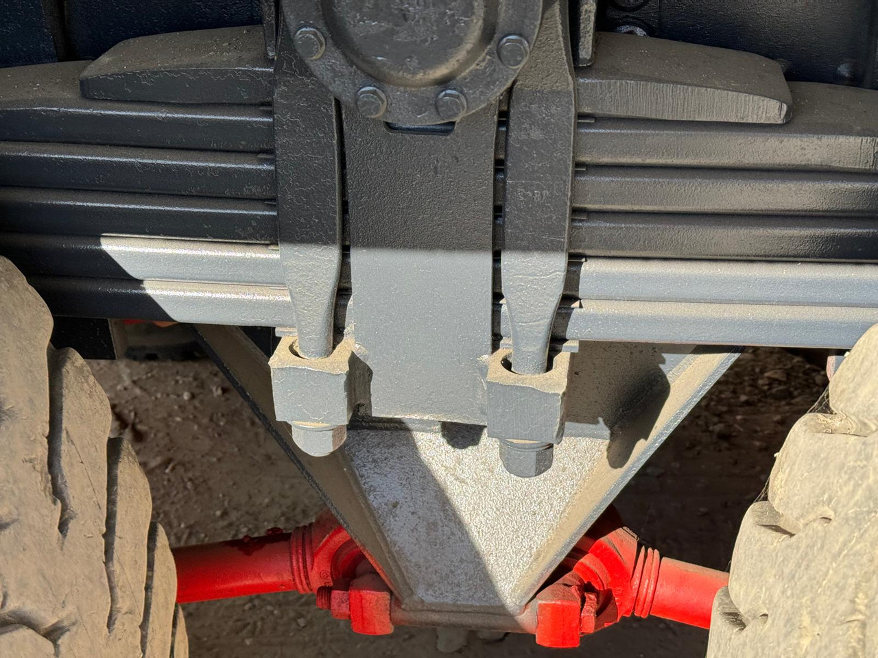 DAF 8x4 CF 85.430S XF85 : Clima AC : Euro 3 : REZVIZUIT COMPLET - Camion: photos 5 DAF 8x4 CF 85.430S XF85 : Clima AC : Euro 3 : REZVIZUIT COMPLET - Camion: photos 5