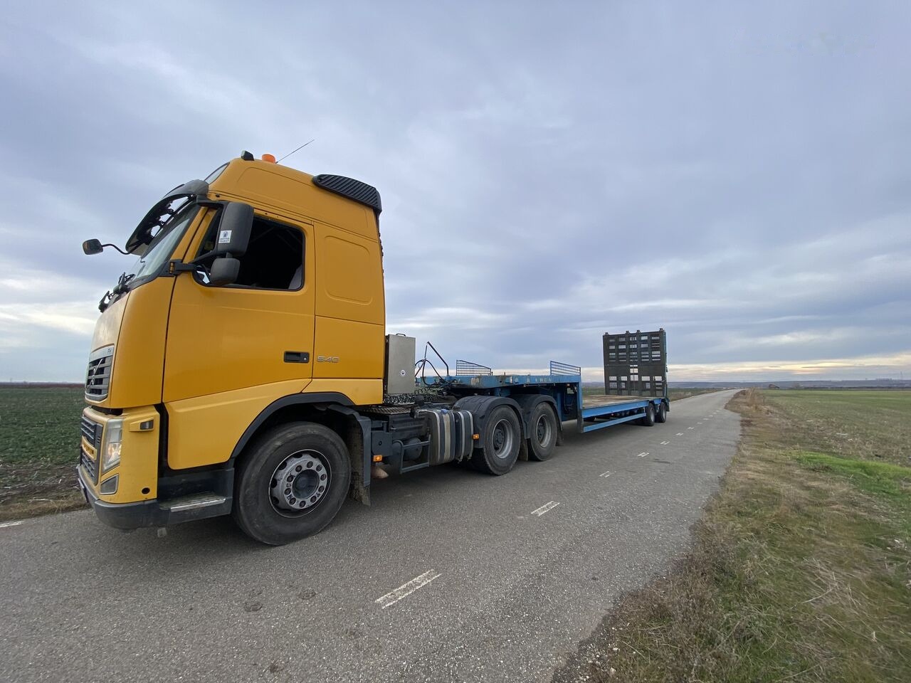 Goldhofer GOLDHOFFER STZ - L2 - 23/80 Trailer Agabaritic 2 VIRATOARE : 2 S - Semi-remorque surbaissé: photos 5 Goldhofer GOLDHOFFER STZ - L2 - 23/80 Trailer Agabaritic 2 VIRATOARE : 2 S - Semi-remorque surbaissé: photos 5