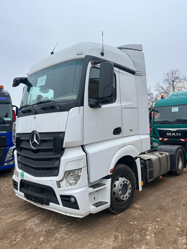 MERCEDES-BENZ ACTROS 1843 4x2 MP4 STANDARD / 650 km / 27% consumption / TOPPP - Tracteur routier: photos 1 MERCEDES-BENZ ACTROS 1843 4x2 MP4 STANDARD / 650 km / 27% consumption / TOPPP - Tracteur routier: photos 1