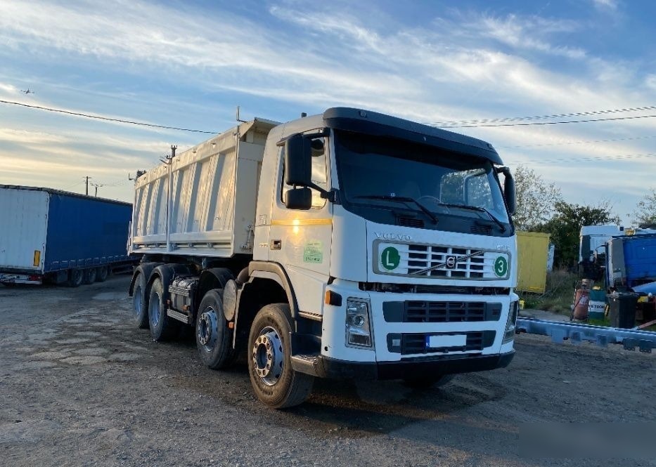 Volvo FM 9 TRAKKER 8x4 - PIESE DIN DEZMEMBRARI - Alternateur pour Camion: photos 1 Volvo FM 9 TRAKKER 8x4 - PIESE DIN DEZMEMBRARI - Alternateur pour Camion: photos 1