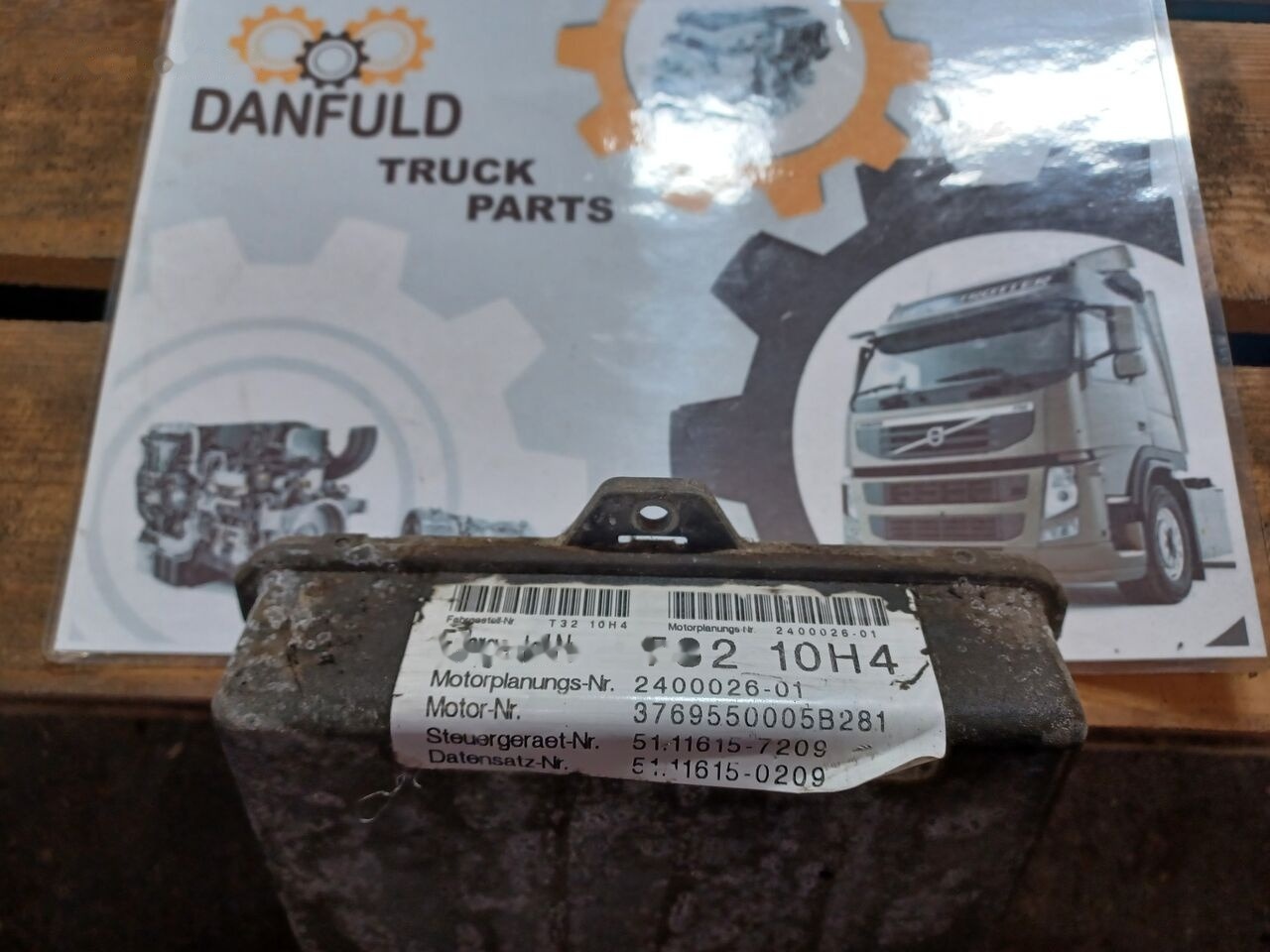 Bosch 0281010019 MAN F2000 truck - Bloc de gestion pour Camion: photos 2 Bosch 0281010019 MAN F2000 truck - Bloc de gestion pour Camion: photos 2