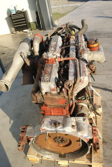 IVECO 8460.41N IVECO MAGIRUS, FIAT, UNIC - Moteur pour Camion: photos 2 IVECO 8460.41N IVECO MAGIRUS, FIAT, UNIC - Moteur pour Camion: photos 2