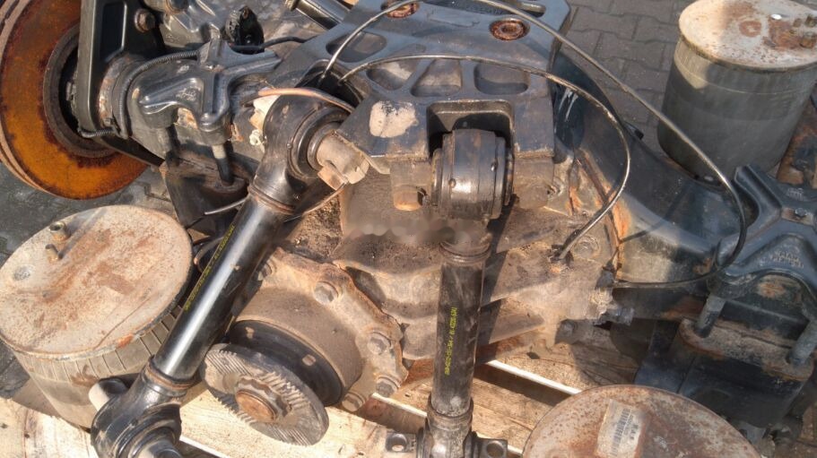 MAN truck - Essieu et pièces pour Camion: photos 2 MAN truck - Essieu et pièces pour Camion: photos 2