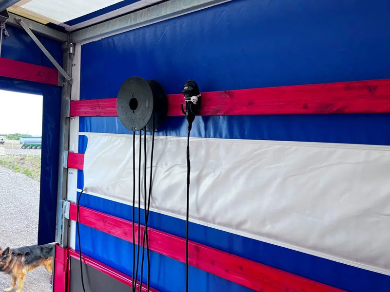 Camion Scania L 80 Super total renovation: photos 9 Camion Scania L 80 Super total renovation: photos 9