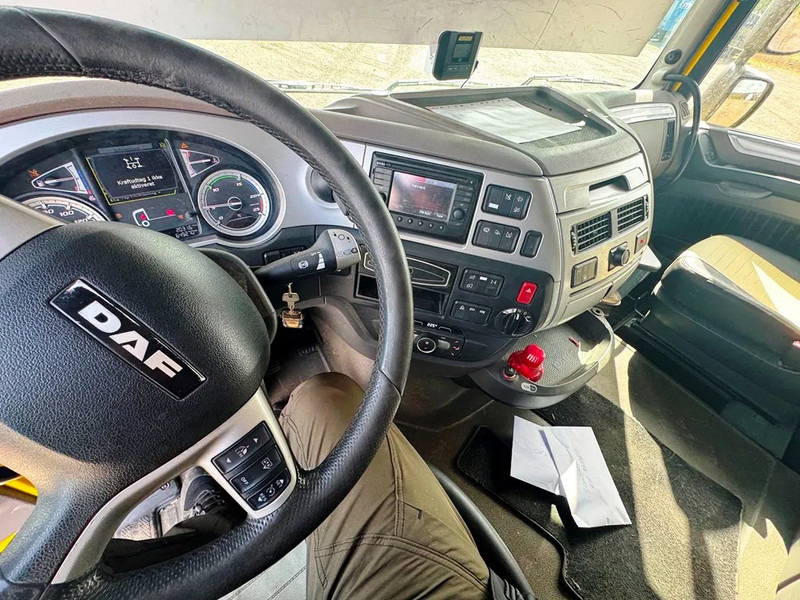 Camion ampliroll DAF XF 530 Hoglift with knæk arm.: photos 14